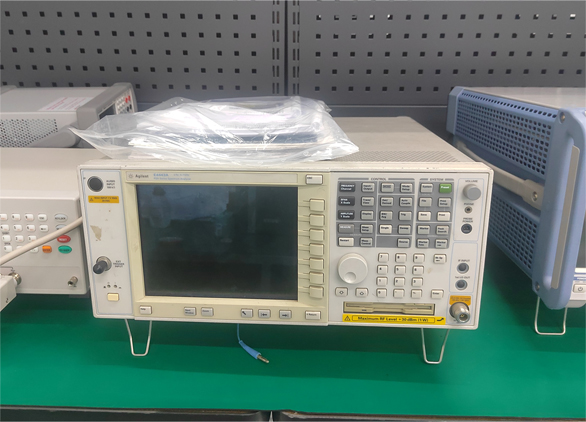 频谱分析仪Agilent E4443A.jpg